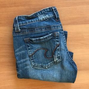 Refuge Denim Capris. Size 1